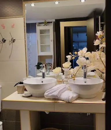 Mery's Countryside House