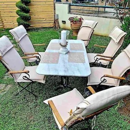 Mery's Countryside House Tatil Evi
