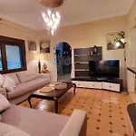 Mery's Countryside House