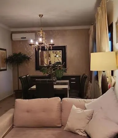 בית נופש Mery's Countryside House איוס מאמס
